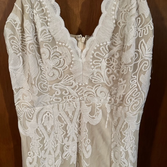 Champagne maxi dress with lace size large - Picture 11 of 12